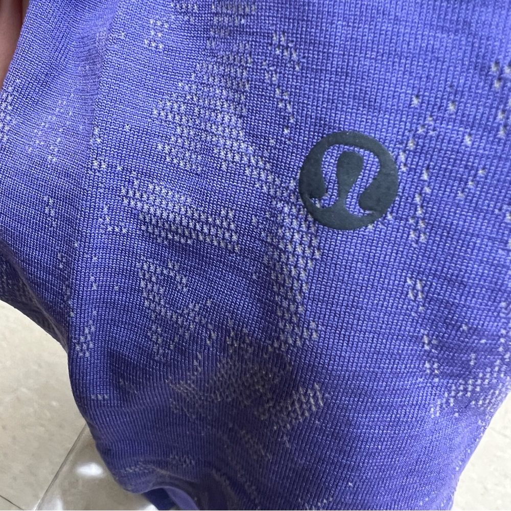 Lululemon Athletica Purple Short Sleeve Tee XL Running Workout - Picture 4 of 5